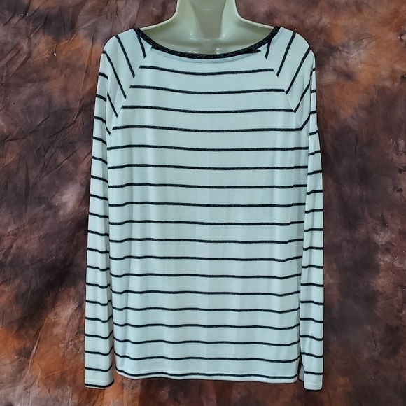 Old Navy luxe tee tshirt loose long sleeve hi low gray white cream stripe M - Picture 4 of 7
